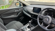 Nissan Qashqai 1.3 DiG-T MH Acenta Premium 5dr Petrol Hatchback